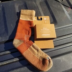 Patagonia Wool Crew Socks - Navajo Red  & Tan  9 - 12 Size  MADE IN USA  UNISEX
